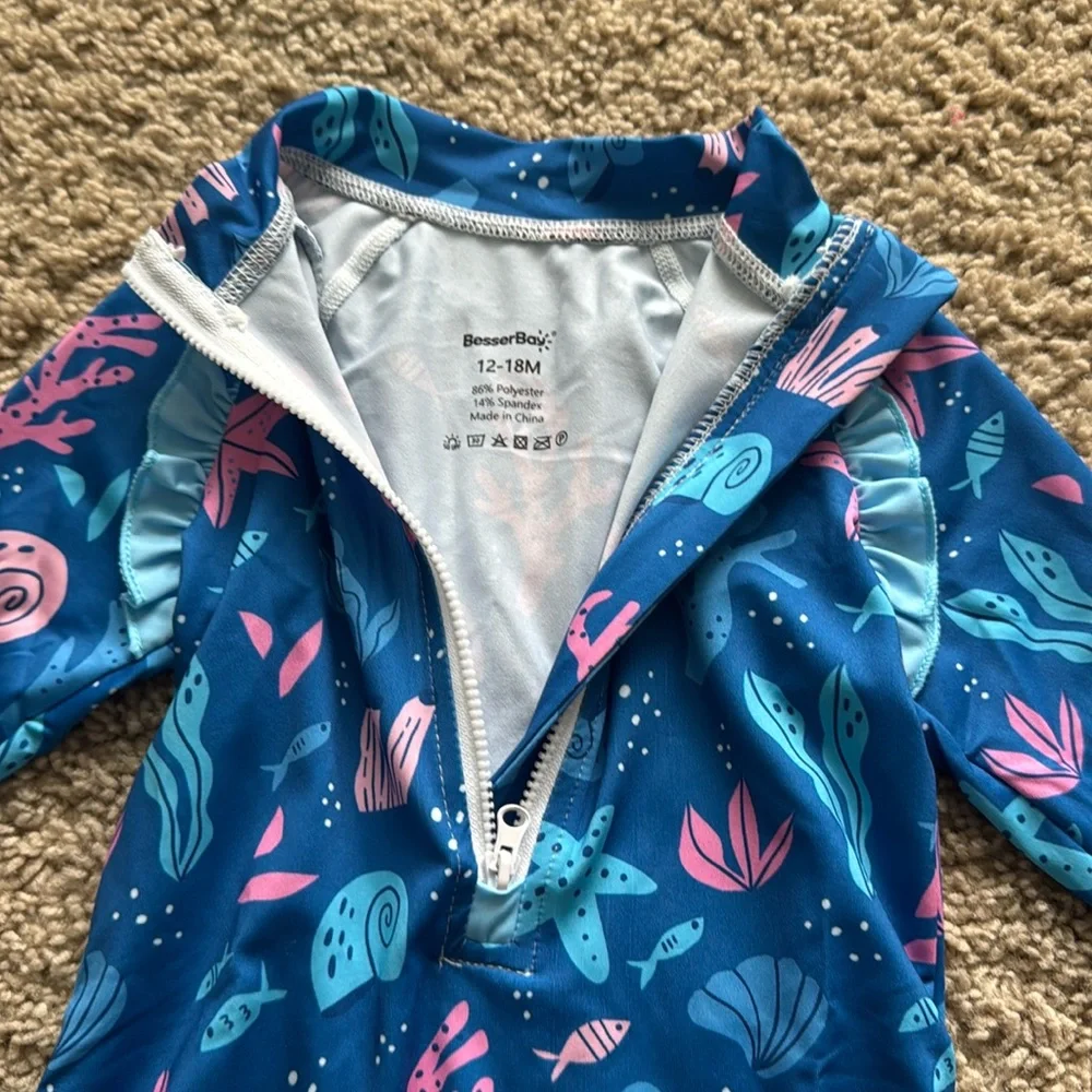 279 NIB BesserBay Infant Girl UPF 50+ Half Zip Long Sleeve Swimsuit Size: 12-18M
